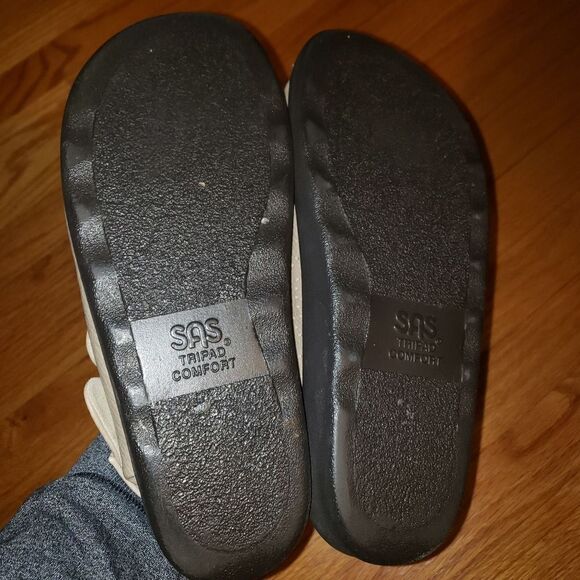 SAS Tan Leather Slingback Sandals - Picture 6 of 7